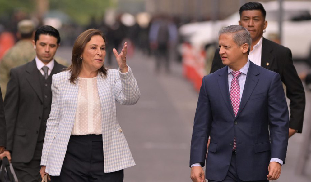 Rocío Nahle durante ceremonia oficial en El Lencero, Veracruz