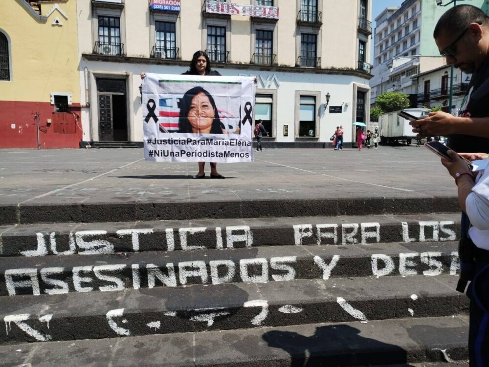 Fernanda Ferral, hija de la periodista María Elena Ferral, en contexto de medidas cautelares en Veracruz.