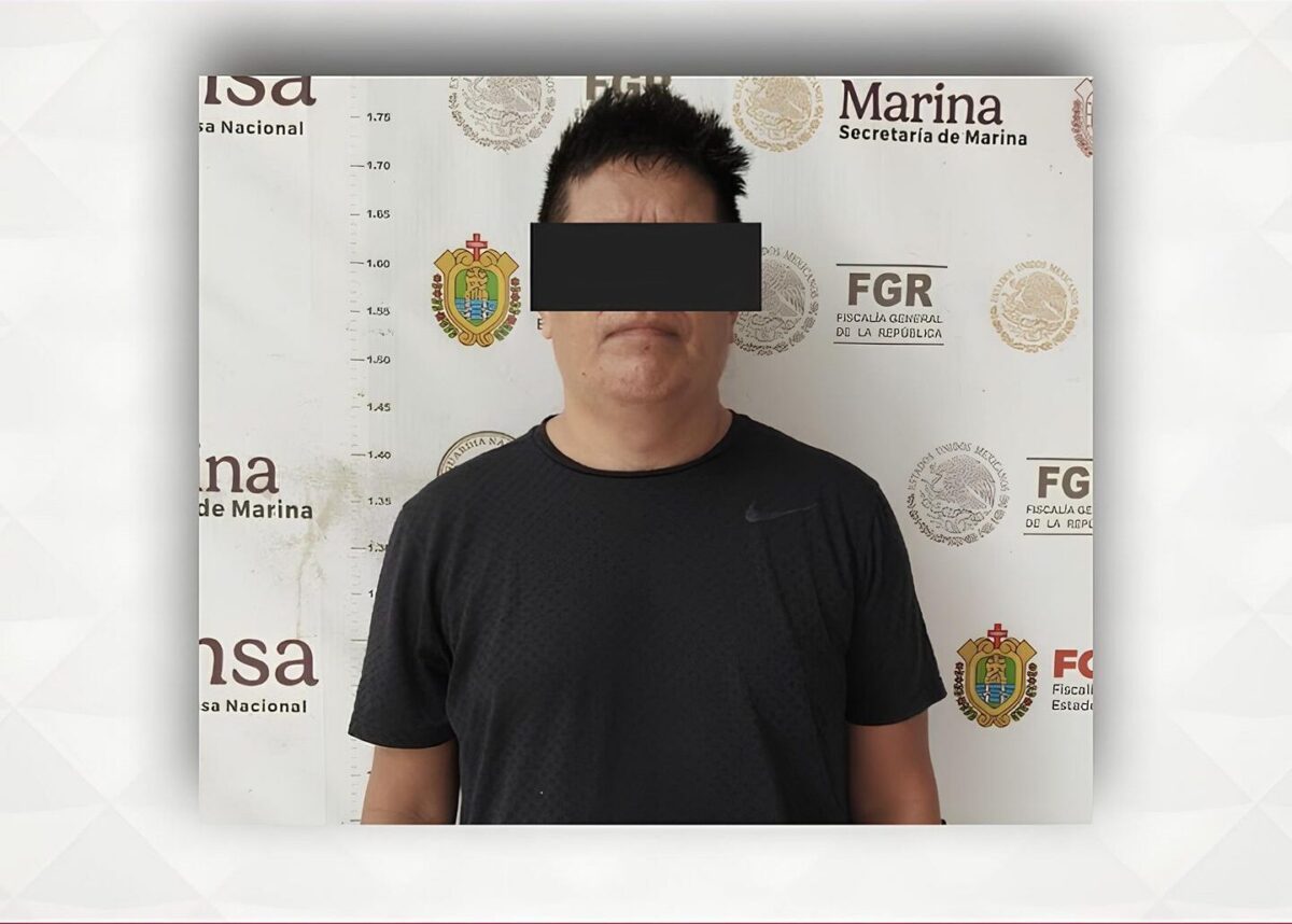 Fotografía del taxista detenido con orden de aprehensión por homicidio en Veracruz