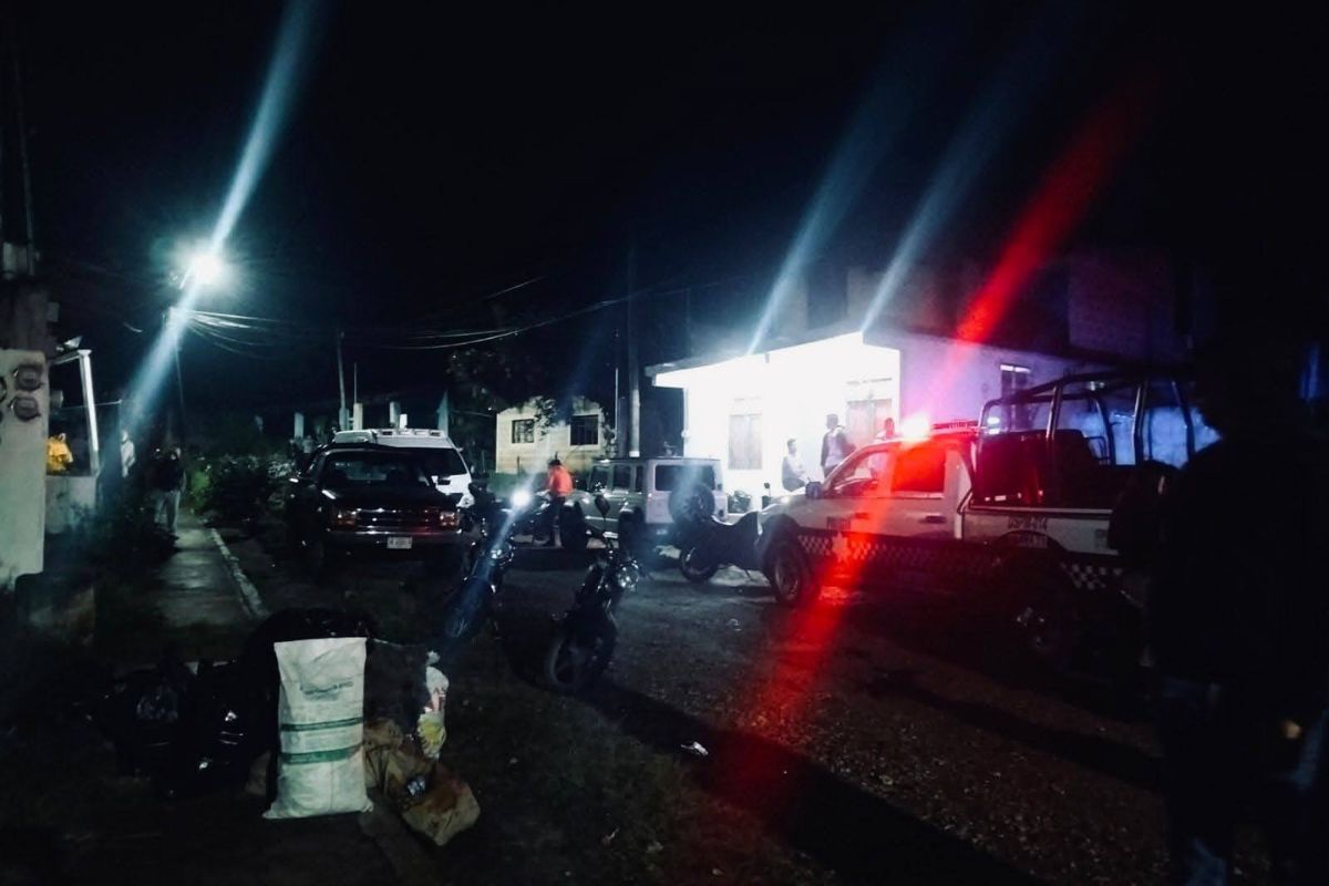 Protesta vecinal en Pacho Viejo, Coatepec, por ola de robos e inseguridad