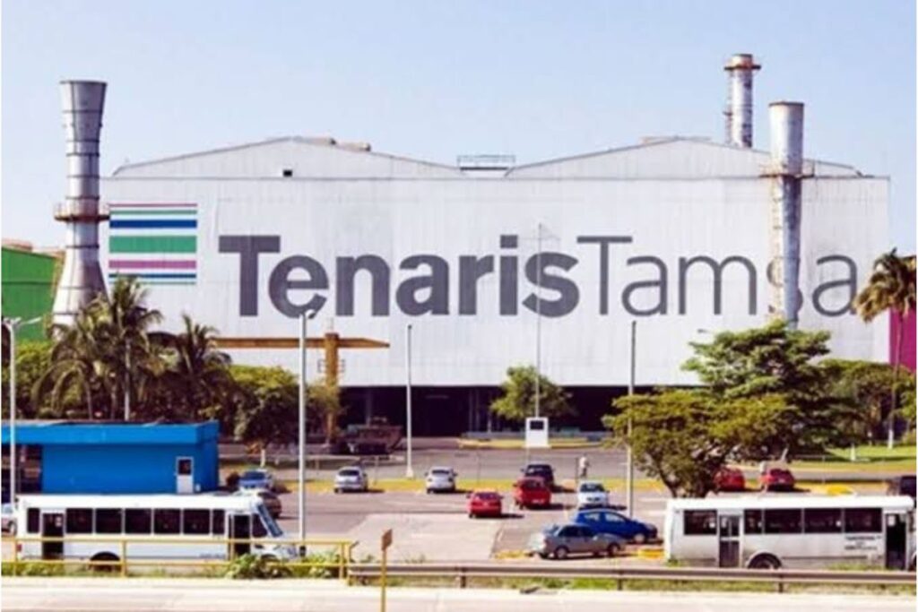 Trabajadores de restaurantes, hoteles y fábricas en Veracruz