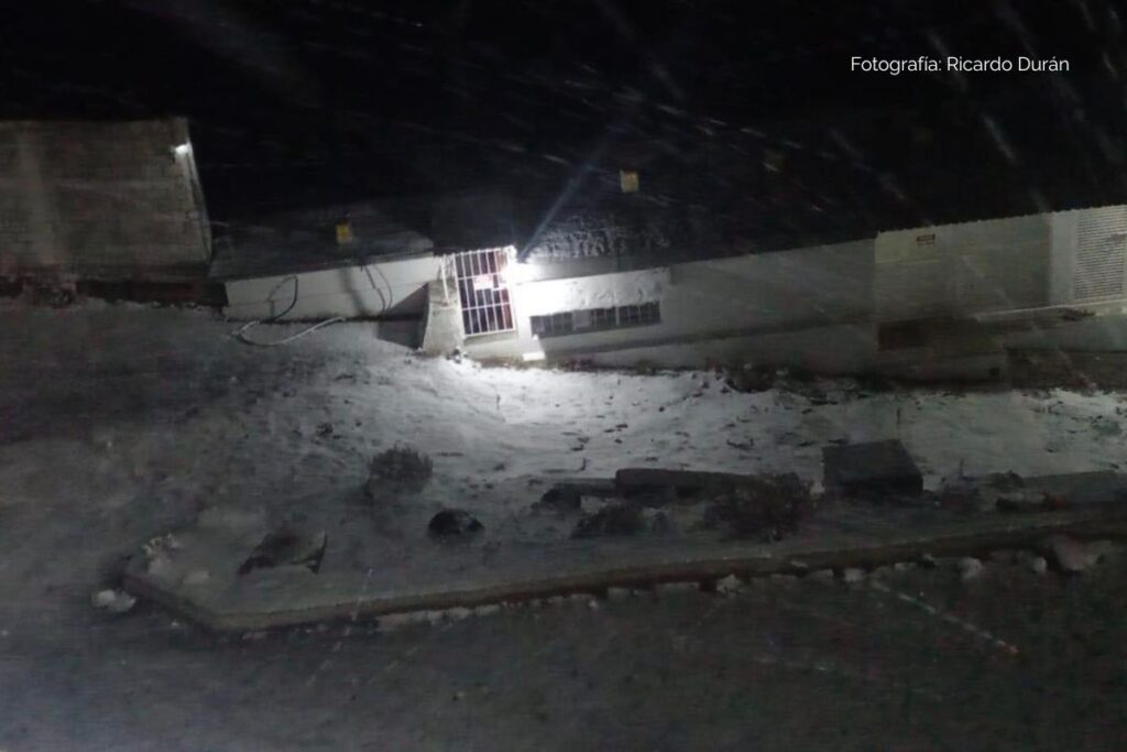 Aguanieve en la cima del Cofre de Perote durante la cuarta nevada de la temporada 2026.