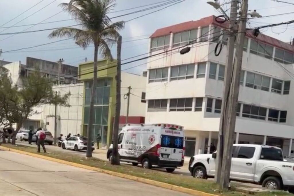 Cuatro personas, tres hombres y una mujer, fueron ejecutadas en oficinas de la colonia María de la Piedad, en Coatzacoalcos.