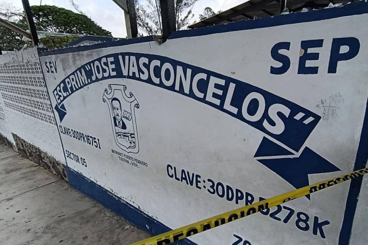 Operativo tras ataque armado en Tuxpan con un hombre muerto y menores heridos frente a escuelas