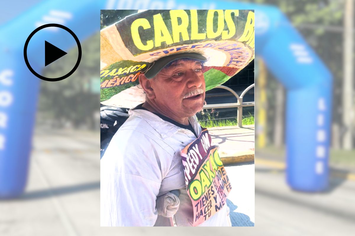 Carlos Braulio corredor de 65 años con muletas participa en maratón de Xalapa tras dejar la silla de ruedas