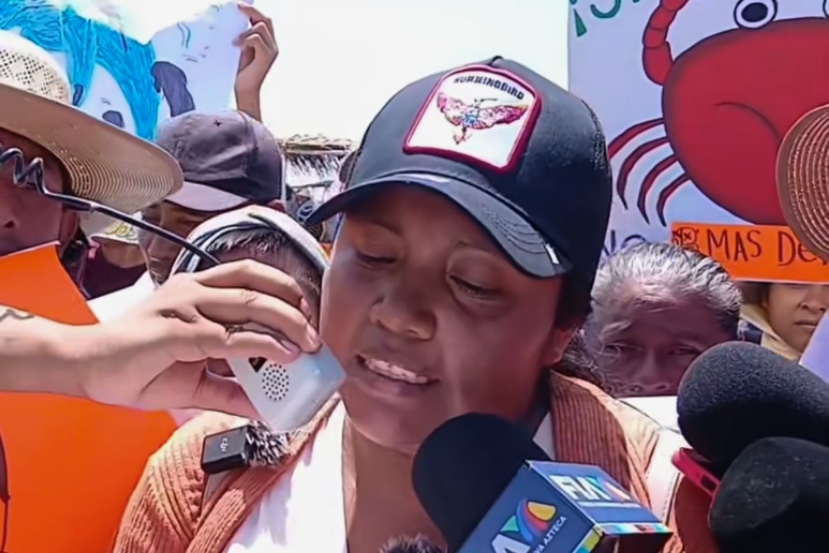 Chapopote en playas del sur de Veracruz durante Semana Santa y protesta por indemnización