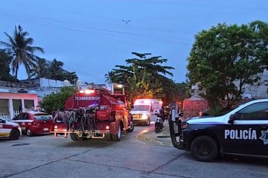 Incendio de casa en Veracruz hoy en Tarimoya con menor fallecido
