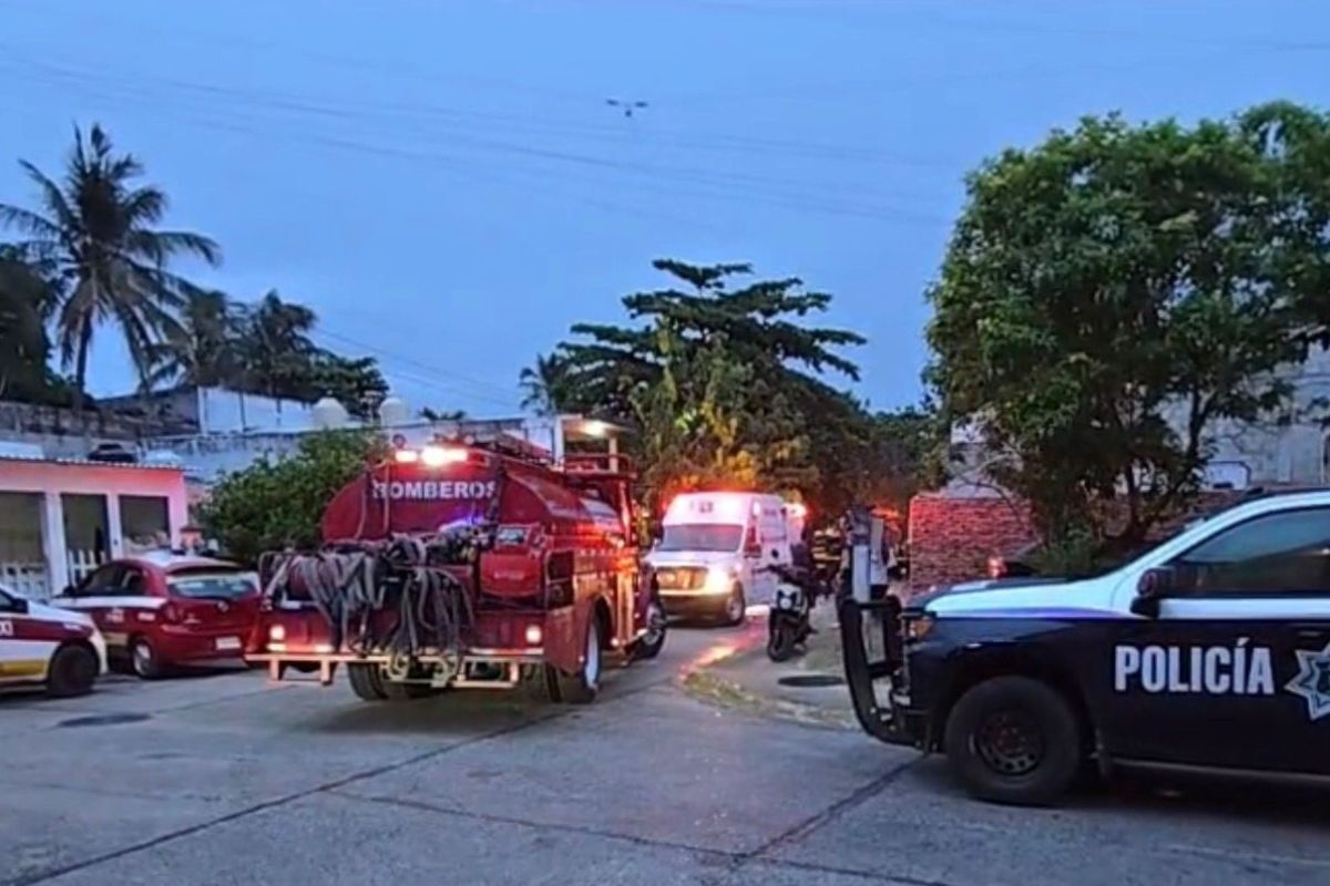 Incendio de casa en Veracruz hoy en Tarimoya con menor fallecido