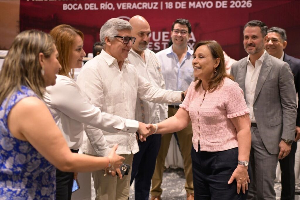 Rocío Nahle durante el evento Puerta Este MX donde habló sobre los regios y la promoción de Veracruz.
