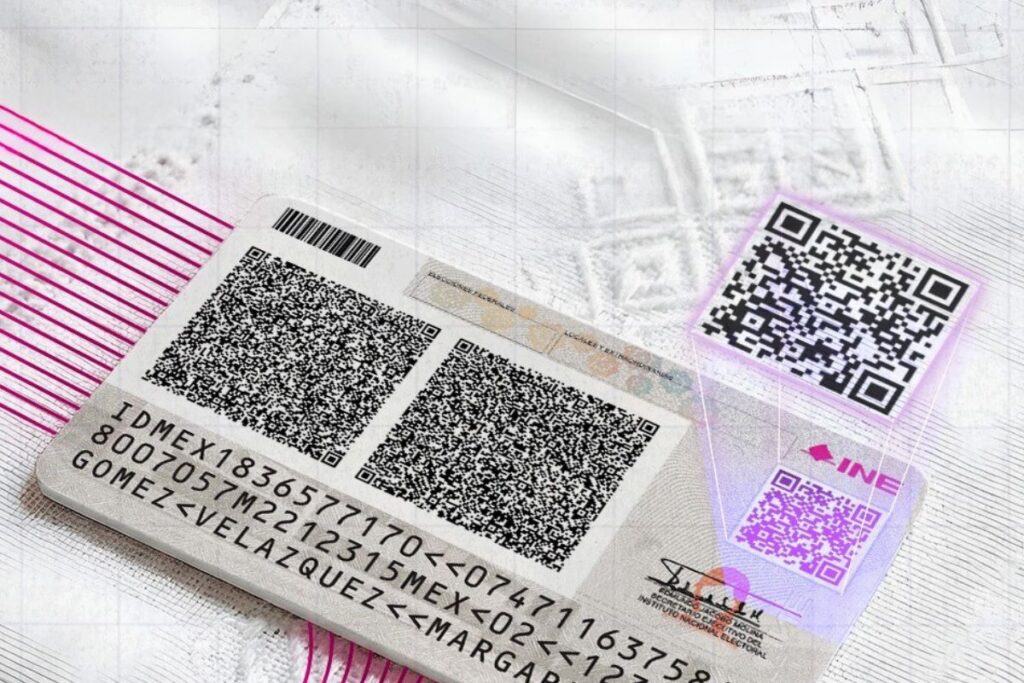 Nueva credencial del INE 2026 con candados de seguridad, código QR y elementos de inclusión para personas con discapacidad visual
