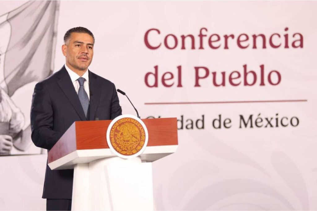 Omar García Harfuch durante la conferencia donde aborda la inseguridad en Veracruz y la infiltración policial en corporaciones de seguridad.