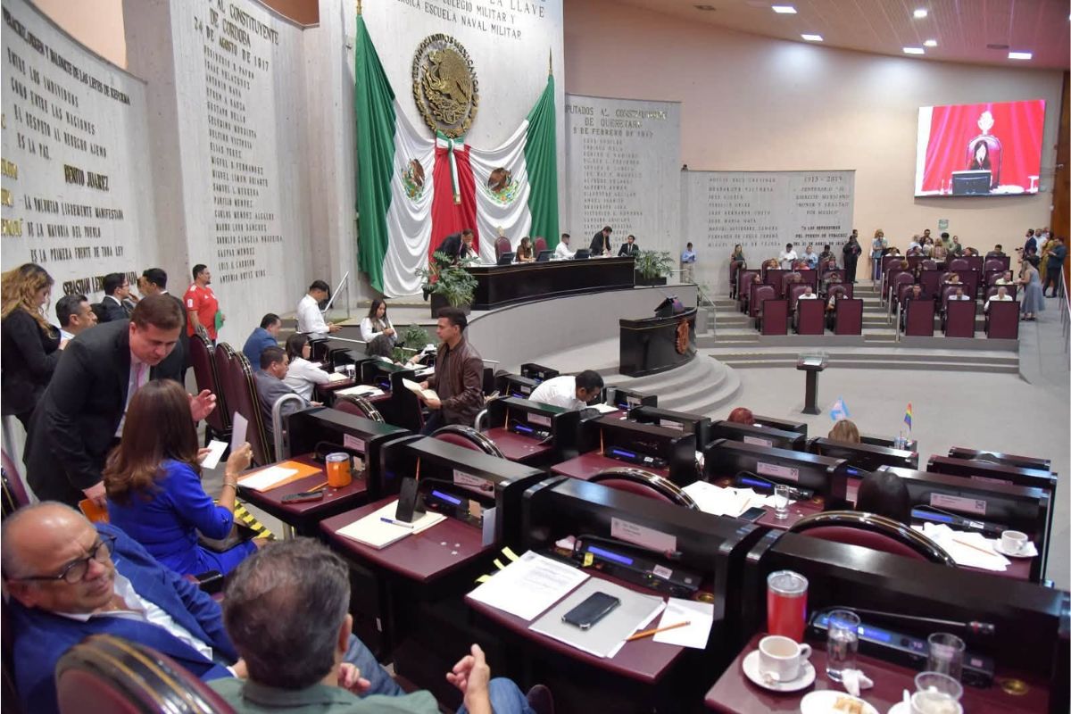Sesión del Congreso de Veracruz donde se aprobó la reforma a la revocación de mandato.