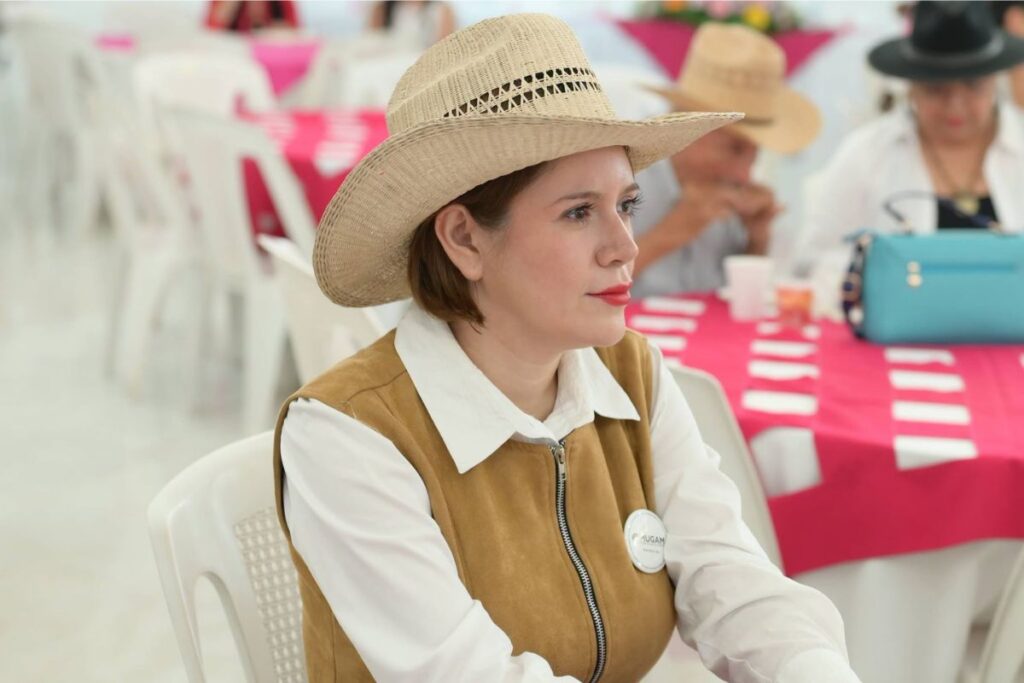 Regidora de Tempoal pide licencia tras ataque armado.