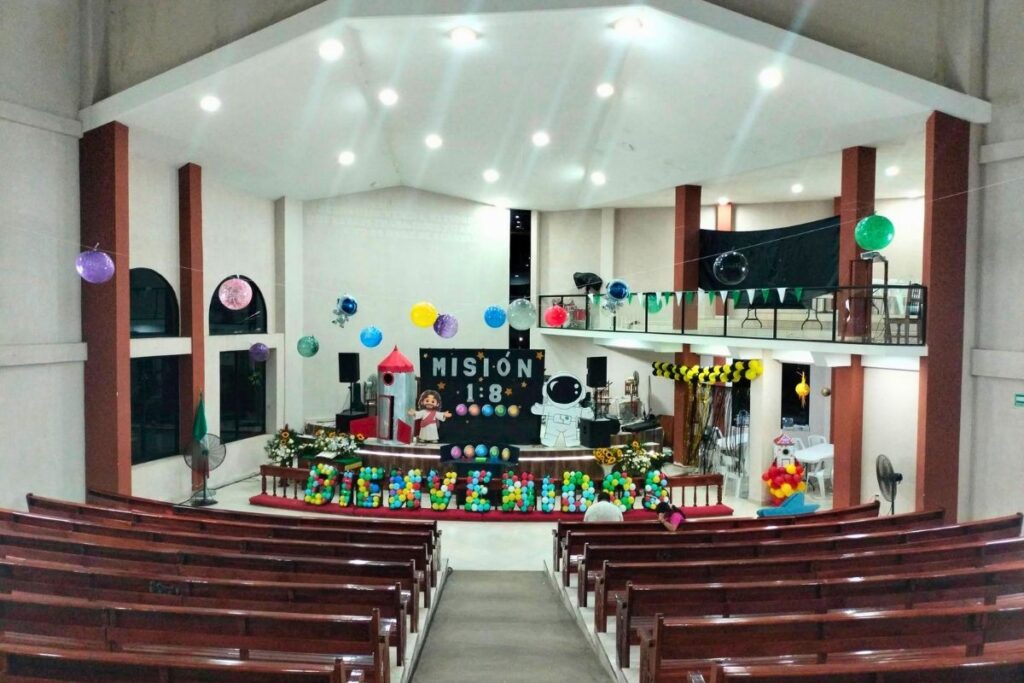 Fachada del templo "Príncipe de Paz" de la Iglesia Metodista de México en La Palmilla, Tlapacoyan, Veracruz.