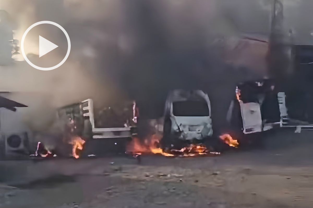 Incendio en las instalaciones de la granja avícola AFO, en Temapache, Álamo Temapache.