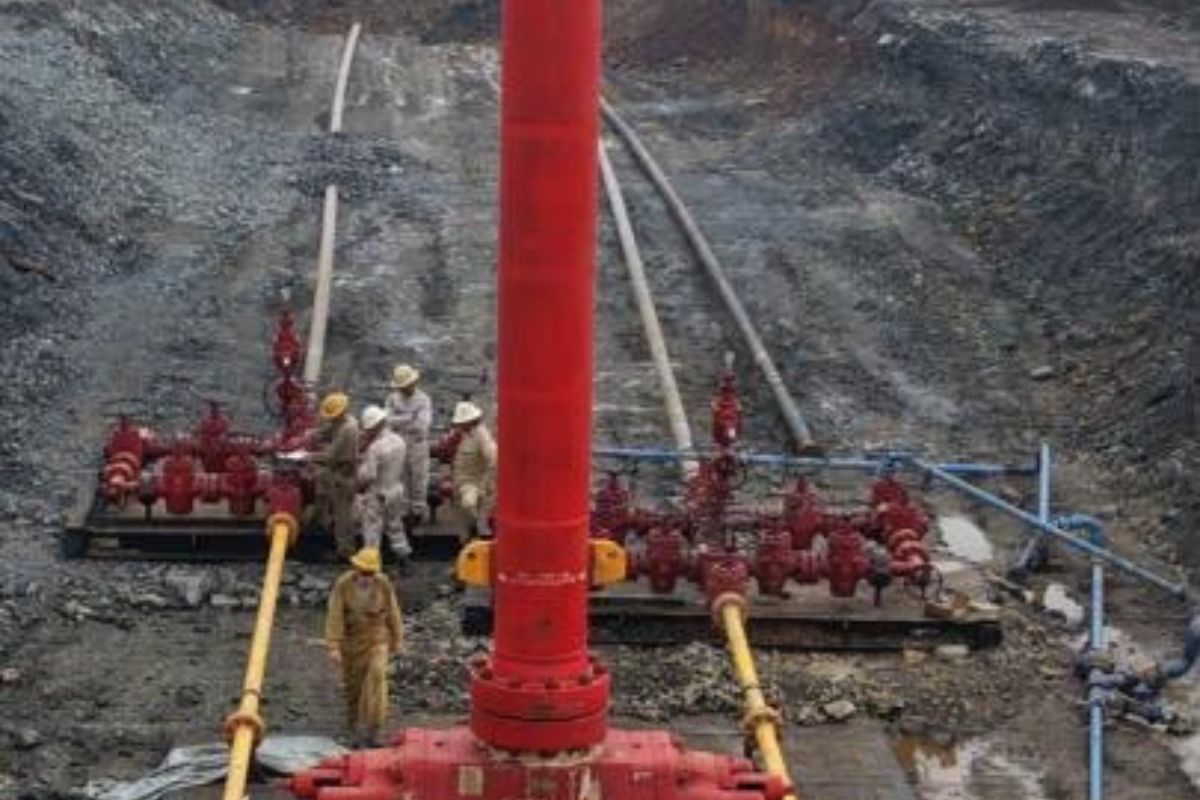 Pozo Krem-1 en Las Choapas, Veracruz, tras el anuncio de cierre de Pemex.