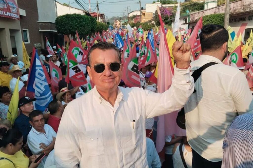 Manuel Bernal Rivera, exdiputado local y exregidor de Xalapa.