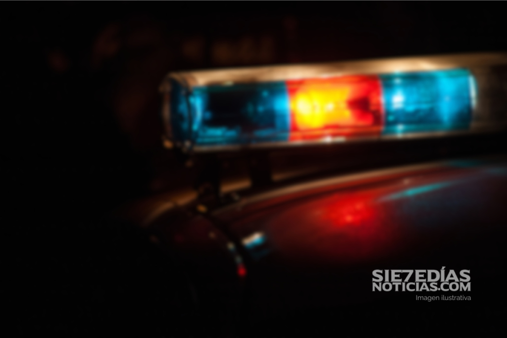 La policía halló al hombre amarrado a poste, avenida Ébano, Xalapa.