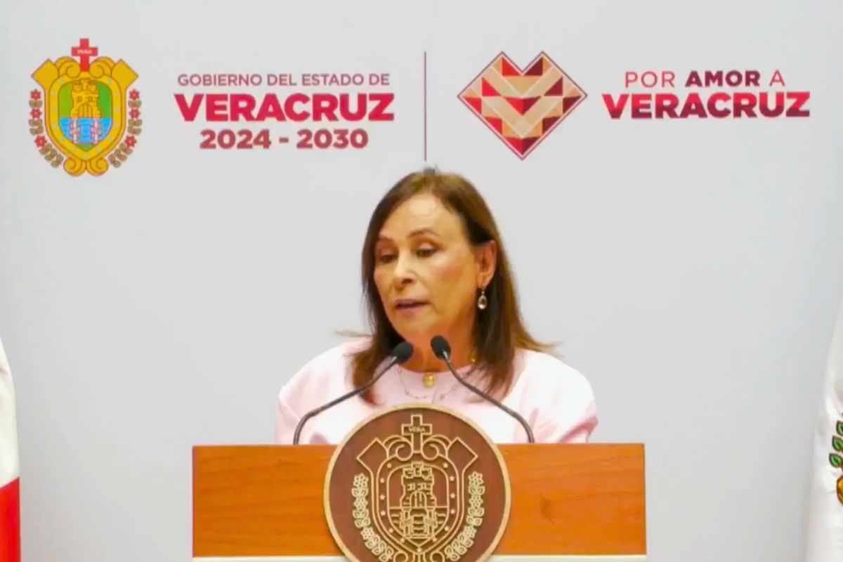Rocío Nahle García durante una conferencia de prensa.