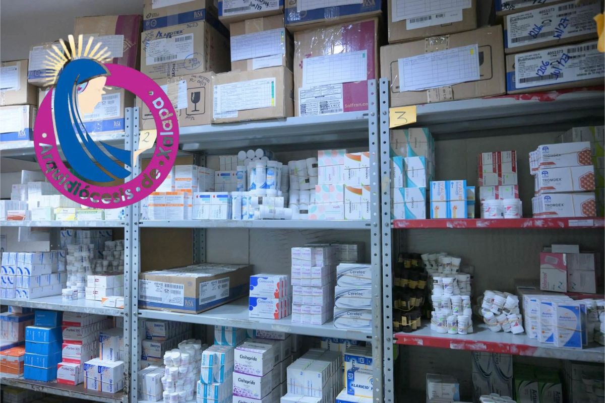 El desabasto de medicamentos.