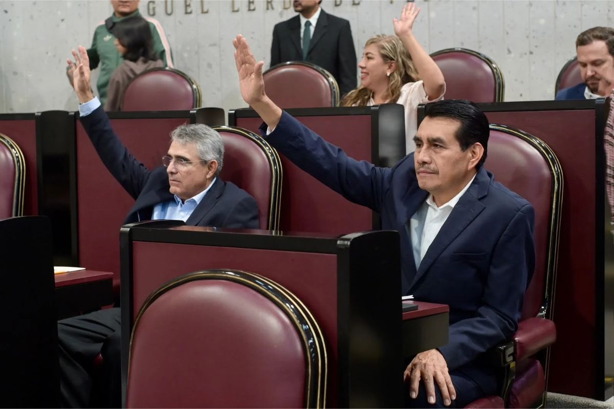 Pleno del Congreso de Veracruz durante la votación de la reforma sobre la declaración de procedencia de autoridades municipales.