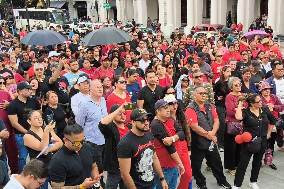 La convocatoria a la marcha de trabajadores del IMSS en Xalapa el 13 de octubre.