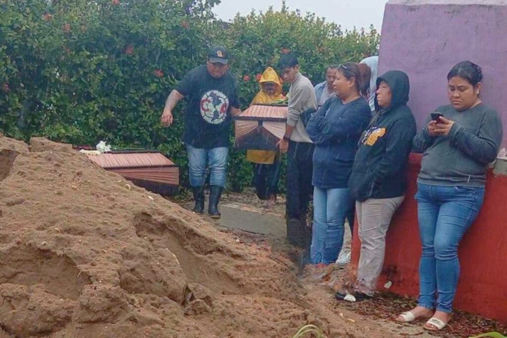 Vivienda afectada por el frente frío 2 en el sur de Veracruz, donde murieron 11 personas